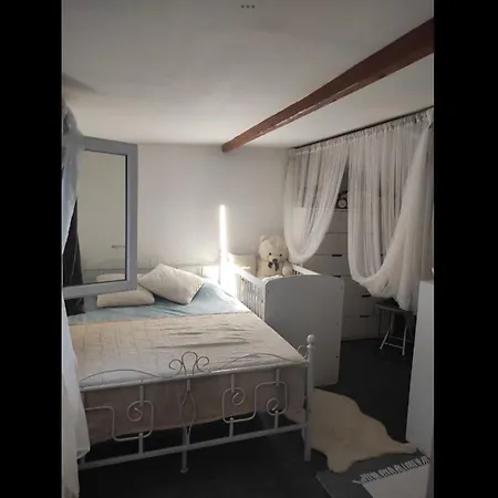 Maison Loft, Jacuzzi * Livry-Gargan